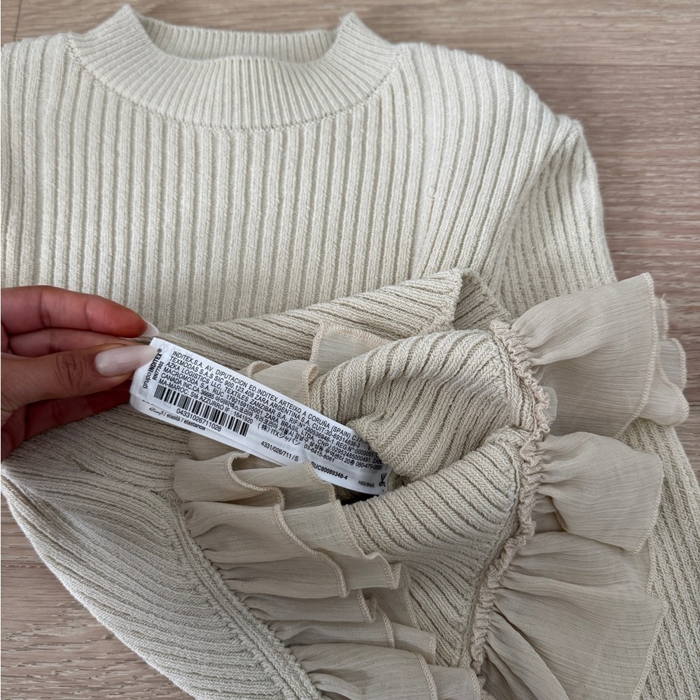 Zara Beige Solid Rib-Knit Ruffle Hem Pullover Sweater Crew Neck Long Sleeve S - Picture 3 of 5